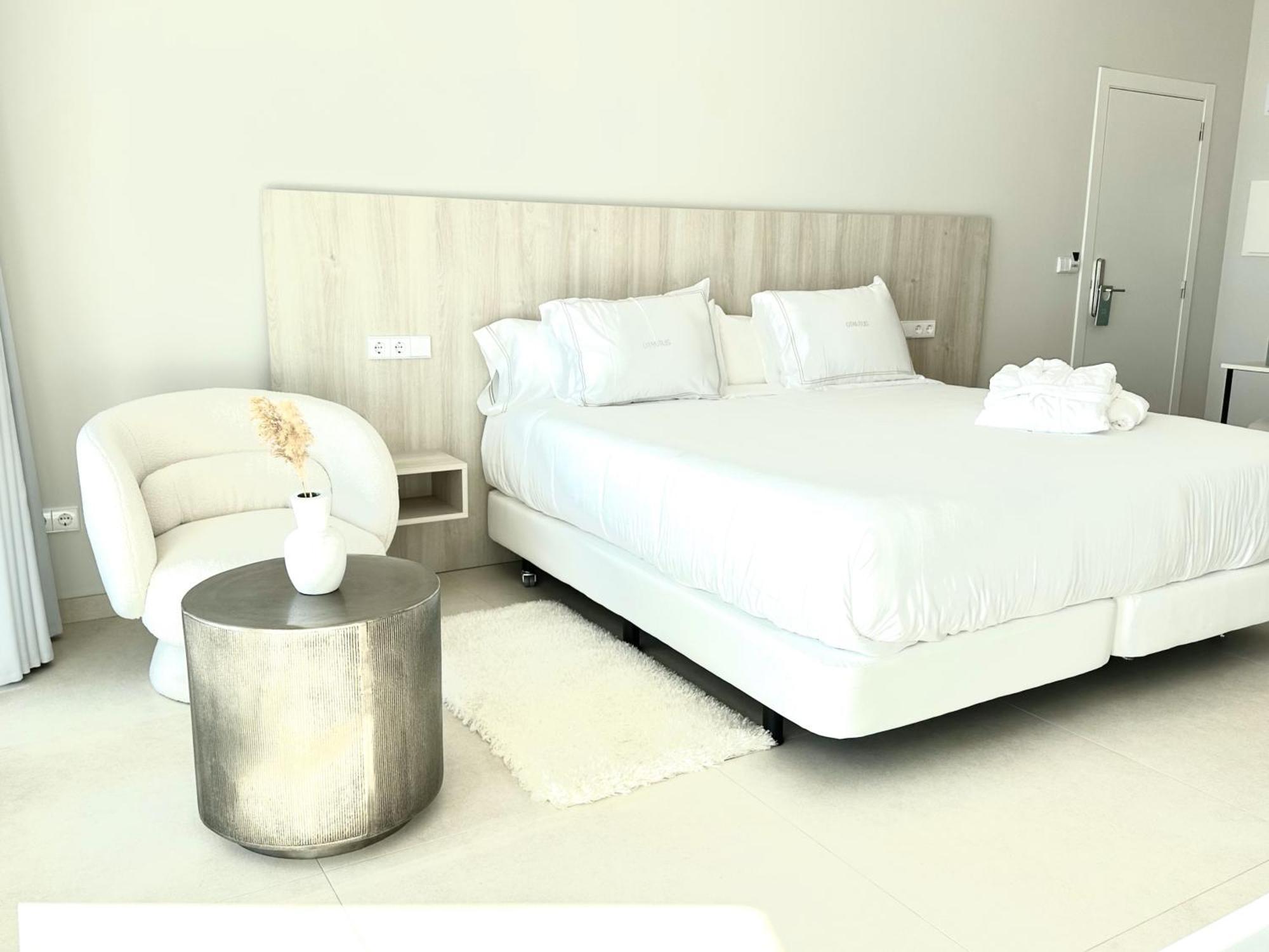 Otantus Hotel Muros Exteriér fotografie